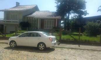 Imagem 2: Venda de casa com dois terrenos