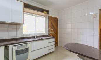 Imagem 6: Sobrado para venda por R$ 795.000,00 ou locação por R$ 4.900,00 no Bairro Água Verde