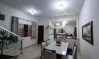 Imagem: CASA 3 QUARTOS E 3 VAGAS BAIRRO NITERÓI