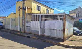 Imagem 4: QR 206 lotao esquina com 7 kits otimo p/renda excel,local vlr 350.000 Samambaia Norte