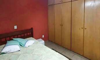 Imagem 2: Casa para venda possui 102 metros quadrados com 3 quartos em Vila Cintra - Mogi das Cruzes