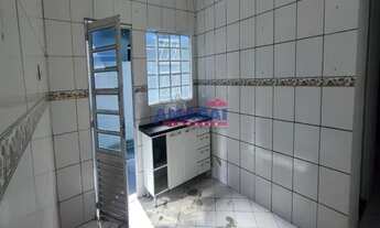 Imagem 2: Casa de 2 dormitórios com quintal no Parque dos Princípes