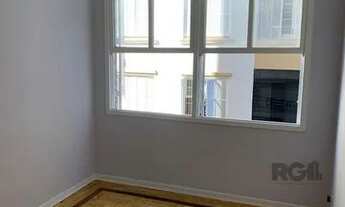 Imagem 5: Apartamento de 2 dormitórios no Centro desocupado