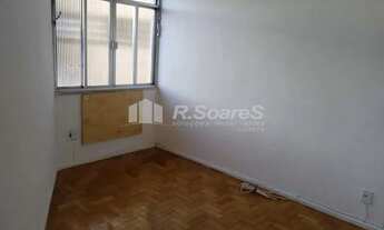 Imagem 4: Apartamento de dois quartos Rua das Rosas em Vila Valqueire