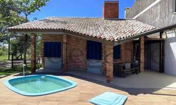 Imagem: Elegance Imóveis Elegante casa térrea