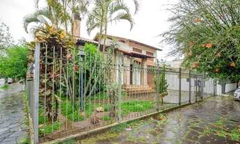 Imagem 4: PORTO ALEGRE - Casa Padrão - Partenon