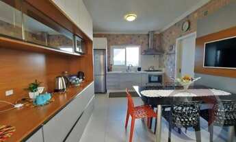 Imagem 2: Casa para venda possui 272 m2com 3 quartos em Córrego Grande - Florianópolis - SC