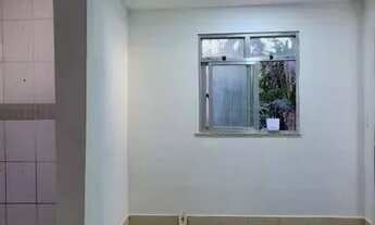 Imagem 2: Casa 1 quarto, garagem, quintal pequeno