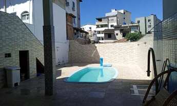 Imagem: Casa de eventos e Temporada com piscina