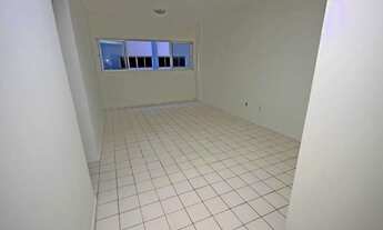 Imagem 6: OPORTUNIDADE NA AVENIDA DOMINGOS FERREIRA, APTO 2 QTOS + DEP, APENAS R$ 300 MIL