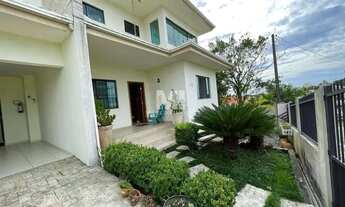 Imagem 4: LINDA CASA - situada em lugar alto , no centro de Barra Velha - SC