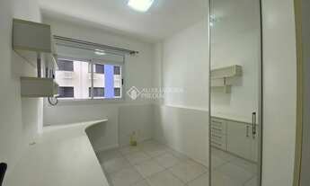 Imagem 13: Auxiliadora Predial aluga, apartamento de 3 dormitorios, sendo uma suite