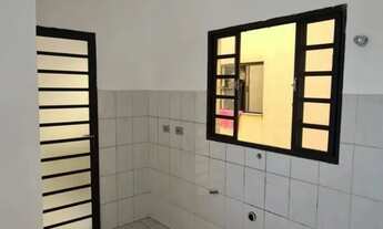 Imagem 4: Apartamento com 3 quartos para alugar por R$ 780.00, 55.00 m2 - NUCLEO HABITACIONAL PAPA