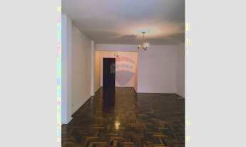 Imagem 8: Espaçoso apartamento de três quartos, sendo um suite, próximo ao Colégio Jesuitas, a merca