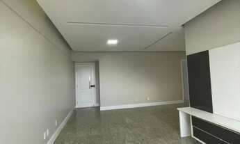 Imagem 2: VS) Alugo Apartamento no Renascença-03 suítes-Edif.Zurich