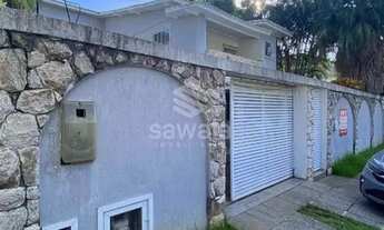 Imagem: Casa à venda com 660,00m² e 7 quartos