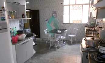 Imagem 4: Casa de Rua Espaçosa com Piscina, Churrasqueira, Sauna e Vaga para 4 Carros! M83S