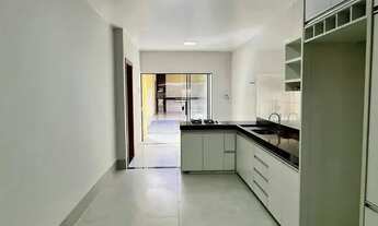 Imagem 2: Térrea para venda com 175 metros quadrados com 4 quartos