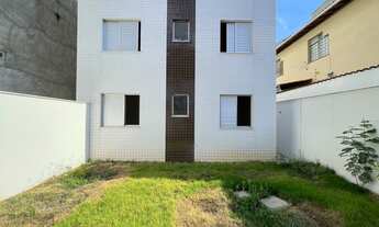 Imagem 2: Lindo apartamento com área privativa 03 quartos com 01 suíte e 02 vagas