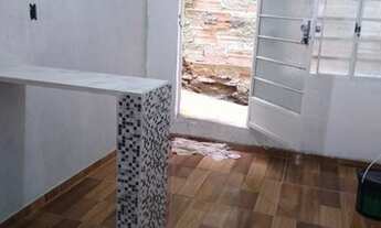 Imagem 2: Casa para venda possui 30 metros quadrados com 1 quarto no bairro Juliana - Belo Horizont