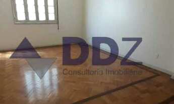 Imagem 3: Excelente apartamento, 03 quartos sendo uma suíte com closet, todo reformado