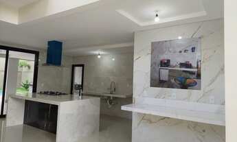 Imagem 4: Casa de condomínio sobrado para venda tem 450 metros quadrados com 5 quartos