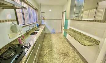 Imagem 6: Casa de 03 pavimentos com 05 quartos no Dona Clara