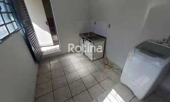 Imagem 4: Kitnet para alugar, 1 quarto, 1 vaga, Osvaldo Rezende - Uberlândia/MG - R$ 650,00