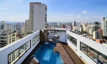 Imagem 2: Cobertura triplex para aluguel e venda possui 590 metros quadrados com 4 quartos