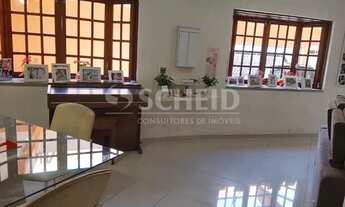 Imagem 3: Oportunidade - Sobrado Amplo com 5 vagas na Garagem