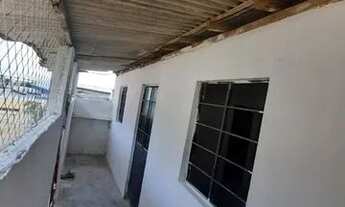 Imagem 2: Vendo ou troco Casa com 2 dormitórios