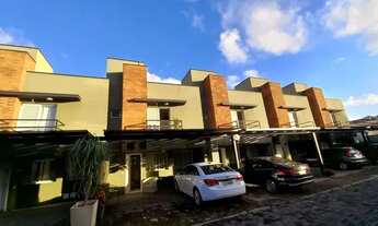 Imagem 3: Casa de condomínio para venda tem 117 metros quadrados com 3 quartos