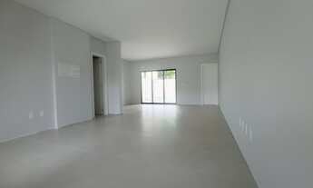 Imagem 3: Casa com piscina