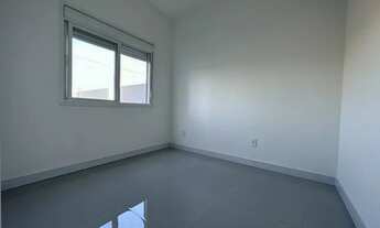 Imagem 2: Casa térrea 2 dormitórios, 01 vaga de carro