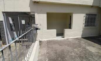 Imagem 6: Bairro Santos Dumont / Aluga -se Casa + kitnet / Área externa e garagem