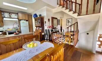 Imagem 2: Casa com 3 dormitórios à venda, 208 m² por R$ 1.200.000,00 - Vila Jaguaribe - Campos do Jo