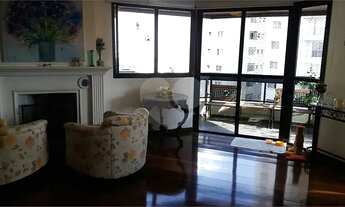 Imagem 4: Apartamento de 220 m². 4 dormitórios, 03 usites, 5 banheiros,3 vagas, lareira, alto padrão