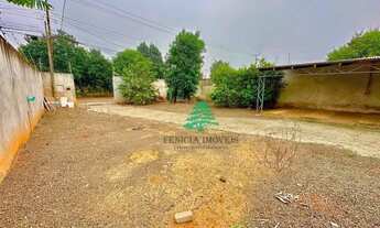 Imagem 3: Casa para locação com dois (2) dormitórios, garagem coberta para 3 carros, Jardim Bela Vis