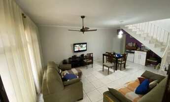 Imagem: CASA EM PLATAFORMA - Rua dos Tecelões