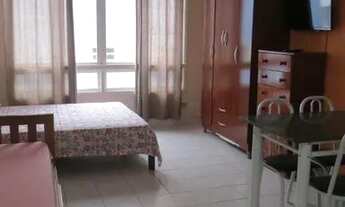 Imagem 2: Locação Temporada - Pacote mínimo 2 dias - Prédio em frente à Praia do Gonzaga - Apê p/ 4