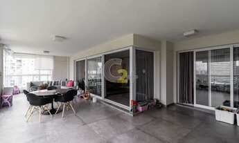 Imagem 7: Apartamento para aluguel possui 283 metros quadrados com 4 quartos em Água Branca - São Pa