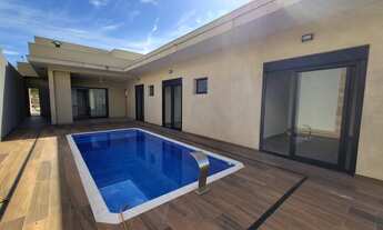 Imagem 4: Casa de condomínio térrea para venda com 220 metros quadrados com 3 quartos