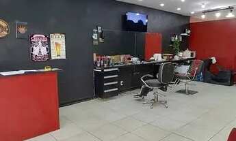 Imagem 3: Loja com Acabamento Pronta para Barbearia, 300m da EPTG e Passarela da Residência Oficial