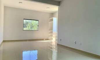 Imagem 2: Casa para aluguel e venda possui 230 metros quadrados com 4 quartos