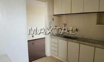 Imagem 5: Apartamento de 55 m², 2 quartos, 1 banheiro, 1 cozinha com armários planejados, lavanderia