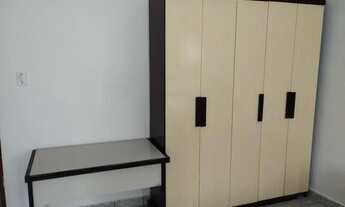 Imagem 2: Quarto mobiliado