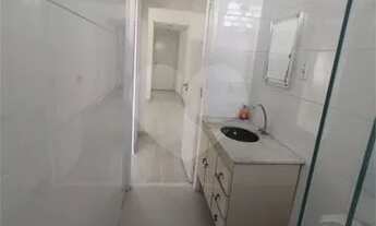 Imagem 5: Apartamento com 1 dorm. a venda. 100m da praia, elevador, portaria 24 horas - Imperdível!!