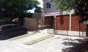 Imagem: PORTO ALEGRE - Casa Padrão - Partenon