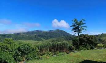 Imagem 3: Belo sítio medindo 2.500 m² em Cachoeiras de Macacu, com uma vista espetacular