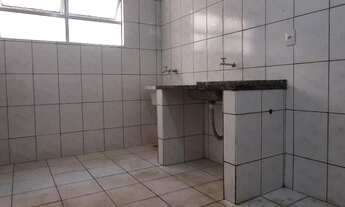 Imagem 7: Apartamento com 02 quartos com armários com garagem na Vila Flóes, Goiânia-GO